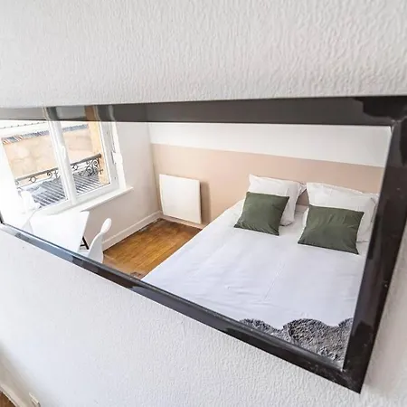 Le Cosy - 2 Chambres - Hyper Centre Apartament