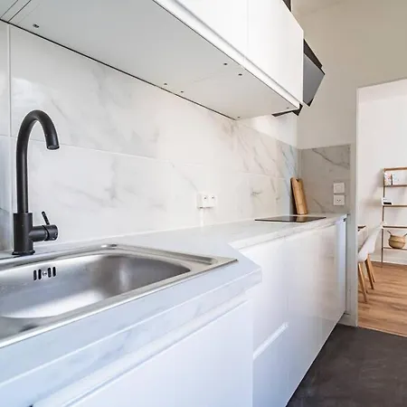 Le Cosy - 2 Chambres - Hyper Centre Reims